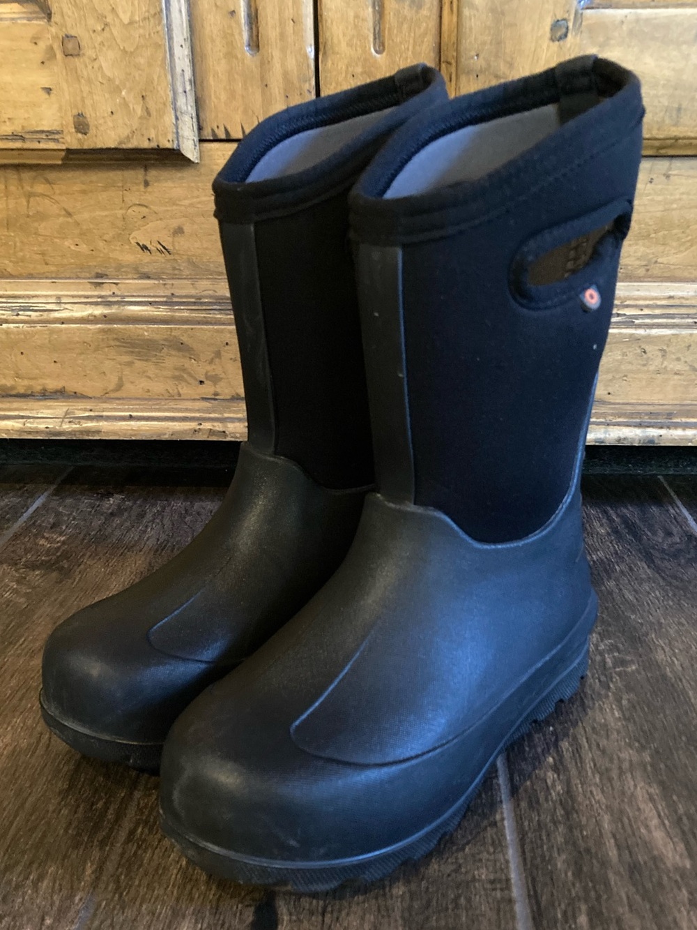 Bogs | Neo-Classic Insulated Solid Winter/Rain/Snow Boots (size 2 youth)